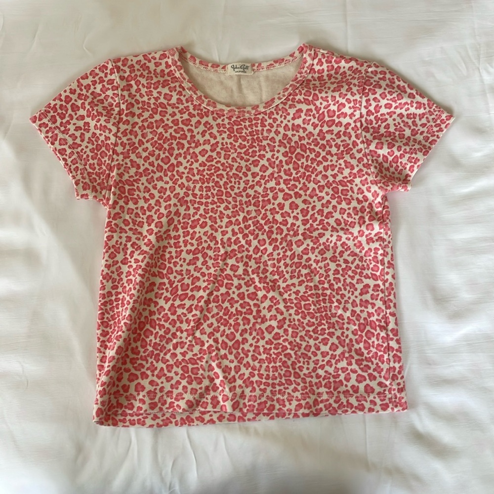 Brandy Melville John Galt pink cheetah print t-shirt